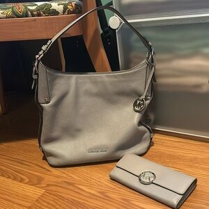 Michael Kors shoulder bag and wallet *matching grey*
